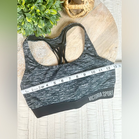 Victoria’s Secret The Player Racerback Sports Bra Size Small - Picture 9 of 10